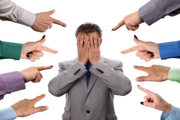 «Козел відпущення». Хто їм стає і чому?