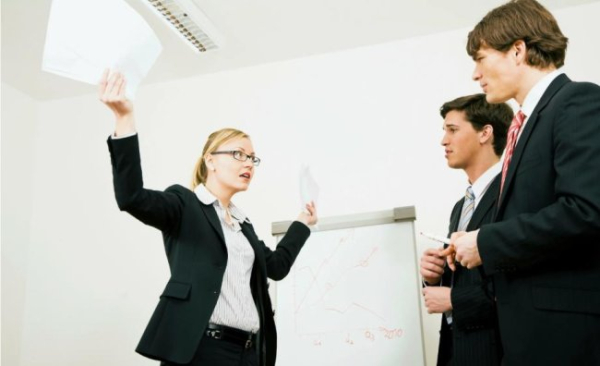 Ви критикуєте? А вас?