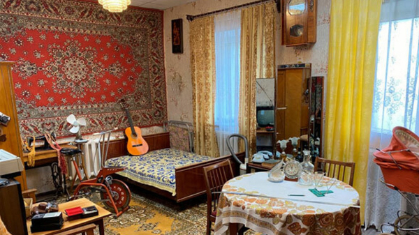 Проходная комната была около 18 метров. / Фото: astv.ru 