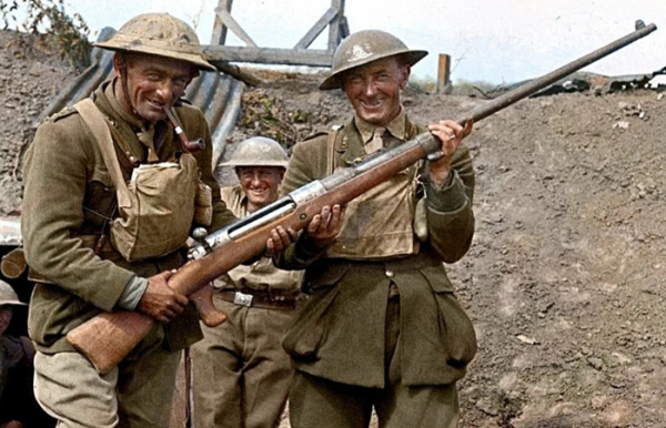 Протитанкова гвинтівка Tankgewehr M1918./ Фото: mavink.com Противотанковая винтовка Tankgewehr M1918./ Фото: mavink.com