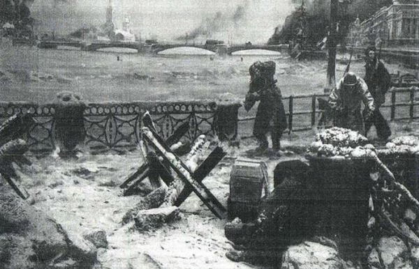 Ленинград собирались заморить голодом. /Фото: multiurok.ru. 