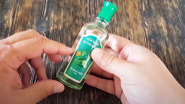 Той огірковий лосьйон, запах якого ні з чим не переплутати. Фото: cdn-m.sport24.ru. Тот самый огуречный лосьон, запах котрого ни с чем не перепутать. Фото: cdn-m.sport24.ru.