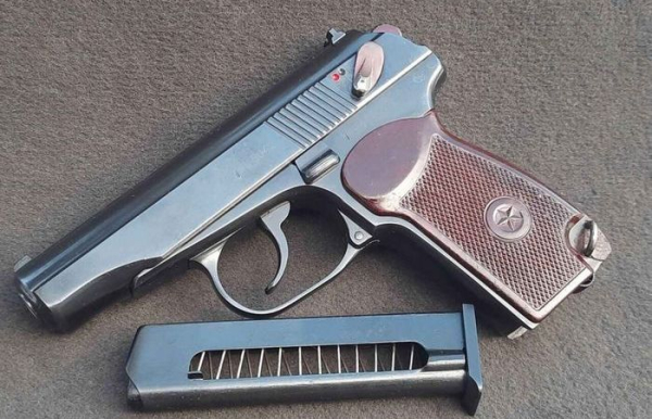 ПМ – приклад того, як можна наздоганяти і робити не гірше за корифеї галузі. /Фото: gunsbroker.ru. ПМ – пример того, как можно догонять и делать не хуже корифеев отрасли. /Фото: gunsbroker.ru.