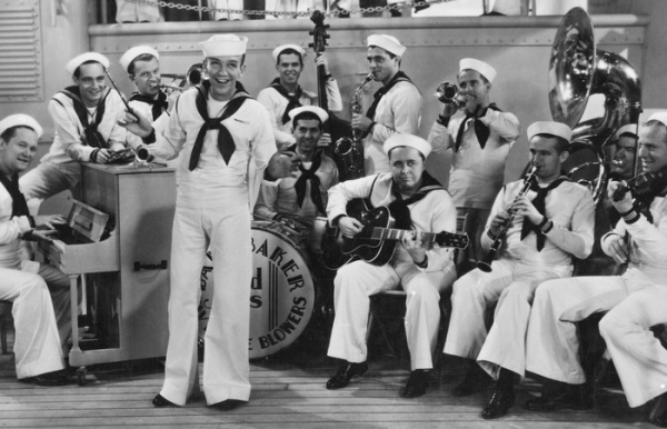 Форма американских моряков 1930-1940-х годов. /Фото: ru.kinorium.com. 