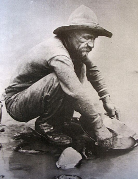 Реальный золотоискатель времён калифорнийской лихорадки. /Фото: studentsofhistory.com