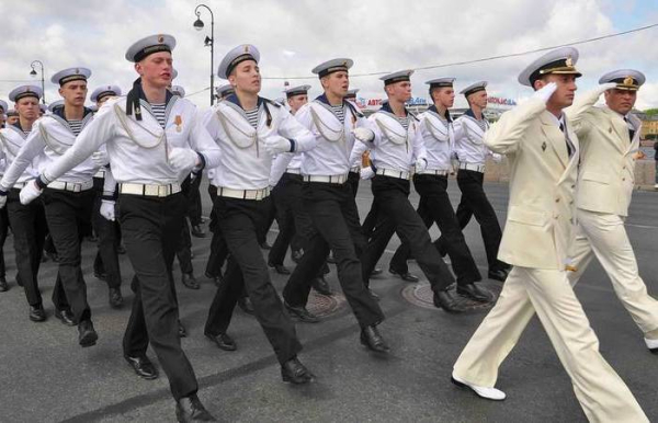 Ныне клёш не используется ни на одном из флотов. /Фото: YouTube.com. 