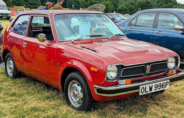 Лучше продавать спички, чем золотые блюда /Фото: en.wikipedia.org. 