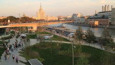 Що тепер під вежами Кремля? Парк «Заряддя»