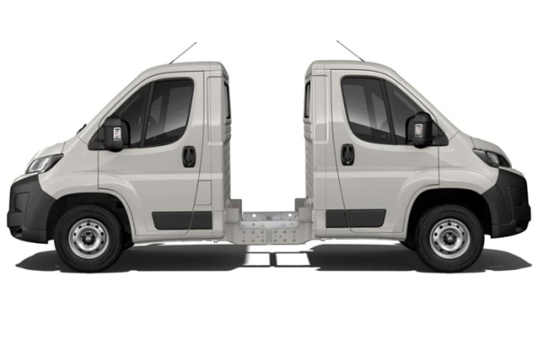 Двойная кабина./ Фото: motor1.com