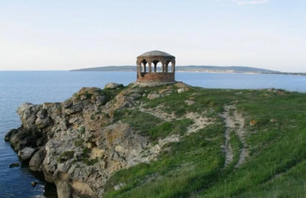 Куди поїхати у відпустку? У Крим!