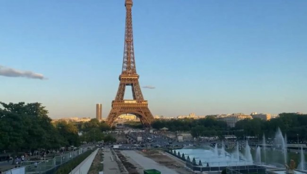 А ви мрієте побачити Париж?