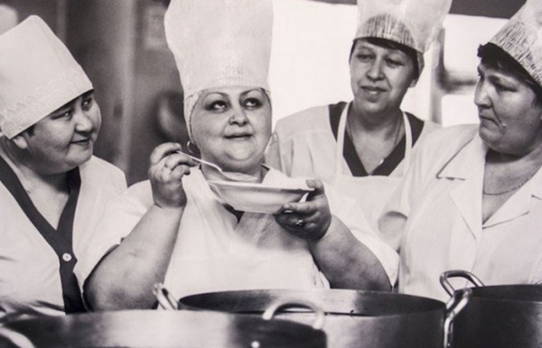 9 найсмачніших страв радянських їдалень, від яких і сьогодні течуть&hellip;