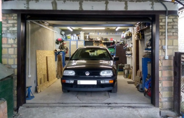 Як «оживити» автомобіль, що всю зиму простояв у гаражі