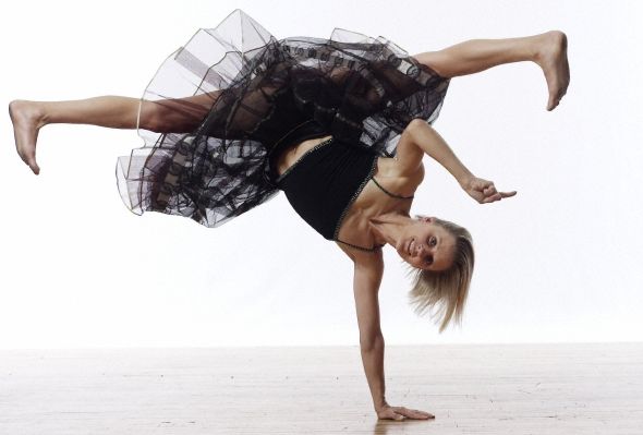 Сценічні манери