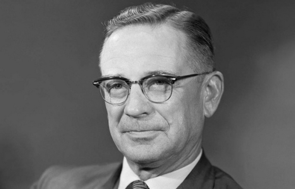 Чарльз Ціммерман власної персони. /Фото: thearmorylife.com. Чарльз Циммерман собственной персоны. /Фото: thearmorylife.com.