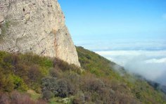 Що можна побачити в Криму? Найкращий маршрут через Ай-Петринську яйлу