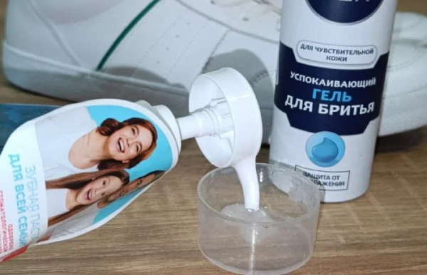 Белая обувь станет как новая.