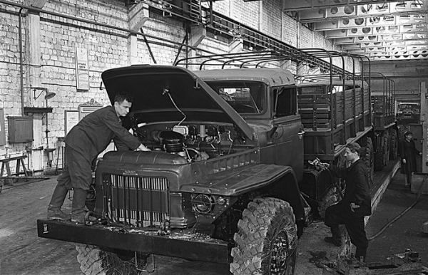 Яка доля спіткала завод «УралАЗ», де колись робили відомі на&hellip;