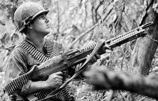 «Калашників» проти «Свині» М60: чий кулемет за підсумком виявився кращим