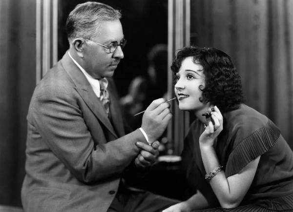 Макс Фактор был и визажистом. / Фото: culture.pl