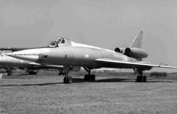 Ту-22 – грізний бомбардувальник, який десятиліттями відлякував авіаносці США від&hellip;