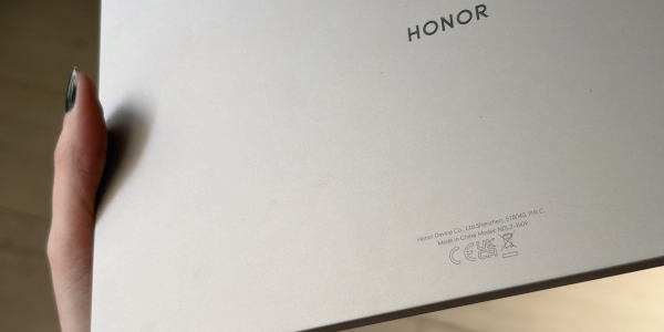 Обзор Honor Pad X8b: Маркость корпуса