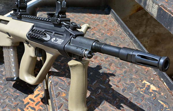 Австрійський Steyr AUG. /Фото: athlonoutdoors.com. Австрийский Steyr AUG. /Фото: athlonoutdoors.com.