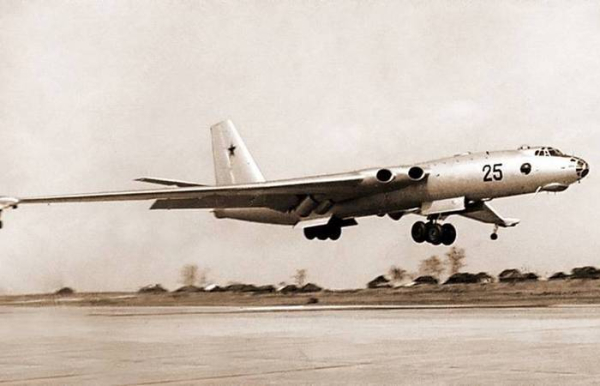 М-4: зведений брат Ту-95, що виявився надто ненажерливим навіть для…