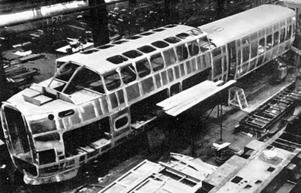 UAC TurboTrain в цехе./ Фото: sikorskyarchives.com