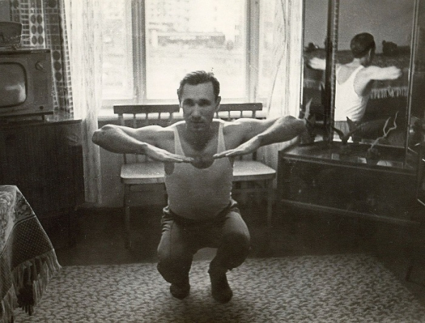 Утренняя зарядка в СССР. / Фото: fotostrana.ru