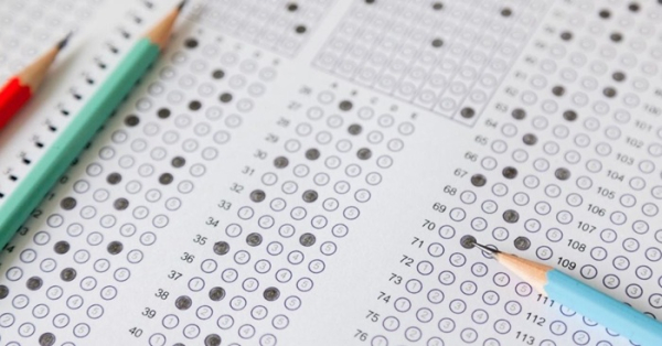 Не все находятся в одинаковых условиях, когда проходят тест. /Фото: interestingengineering.com