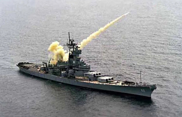 Айова з томагавками./ Фото: reddit.com Айова с томагавками./ Фото: reddit.com