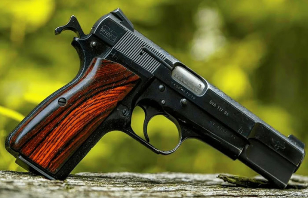 50 воєн за 80 років: найпопулярніший армійський пістолет Browning Hi-Power