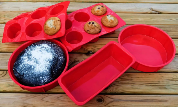 сода в поєднання з гарячою водою допоможе відмити будь-які забруднення, що навіть застоялися. Фото: en.galaxys25userguide.com. сода в сочетание с горячей водой поможет отмыть любые, даже застоявшиеся загрязнения. Фото: en.galaxys25userguide.com.