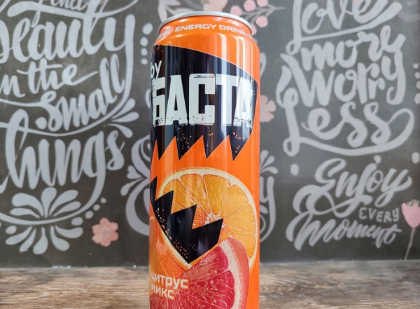 Одна з причин скині-фети. / Фото: pchela.news Одна из причин скини-фэт. / Фото: pchela.news