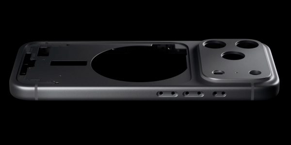 Что лучше — iPhone 17 или iPhone 17 Pro: алюминиевая рама iPhone 17 Pro