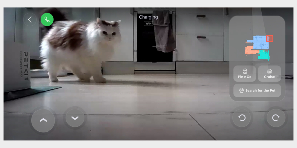 Через робота-пылесоса можно созваниваться