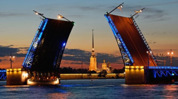 Що відвідати насамперед, приїжджаючи до Петербурга?