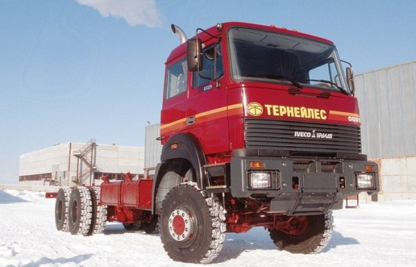 В 1990-е завод едва уцелел. /Фото: autoreview.ru. 