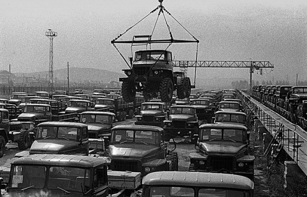 После войны производство грузовиков вышло на новый уровень. /Фото: russiainphoto.ru. 