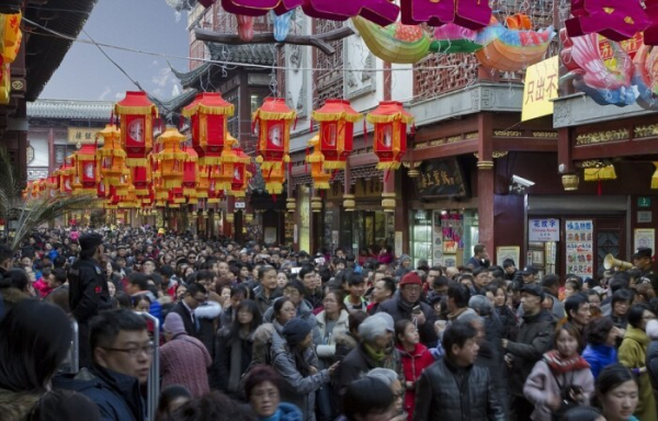 На каждого унитазов не хватит. / Фото: dailymail.co.uk.