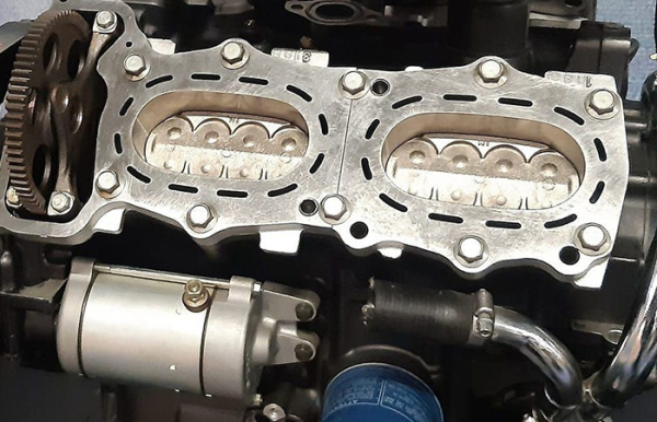 4-цилиндровый двигатель./ Фото: fbcdn.net