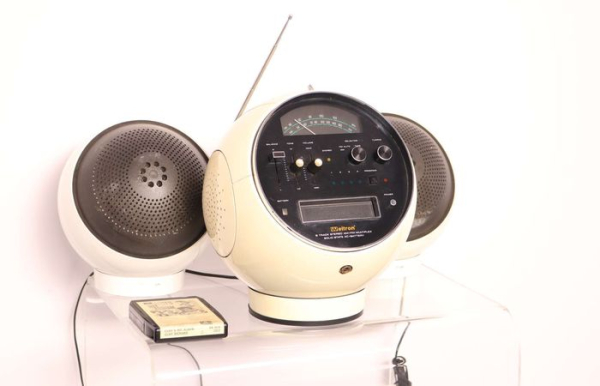 Музыкальный центр Вэлтрон-2004, США, 1970 год.  Фото: funkyinterior.be.