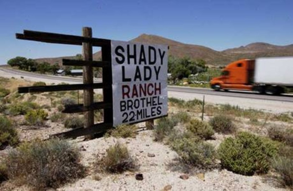 Не всё так просто с древнейшей профессии в штате Невада. /Фото: listverse.com