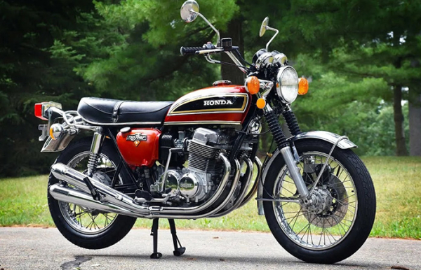 Honda CB750, 4-цилиндровый, 4-тактный./ Фото: ytimg.com