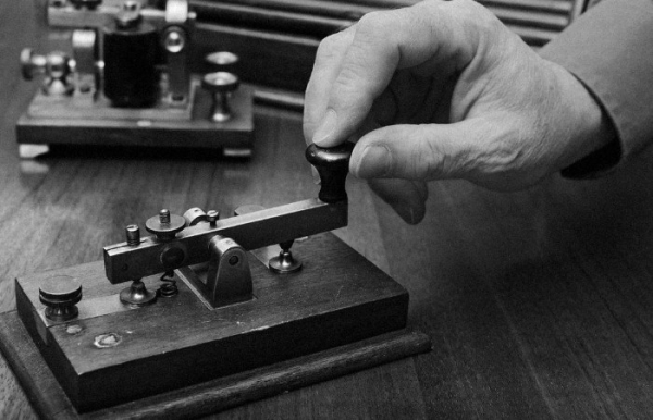 Чому з'явилася абетка Морзе і хто стоїть за її винаходом