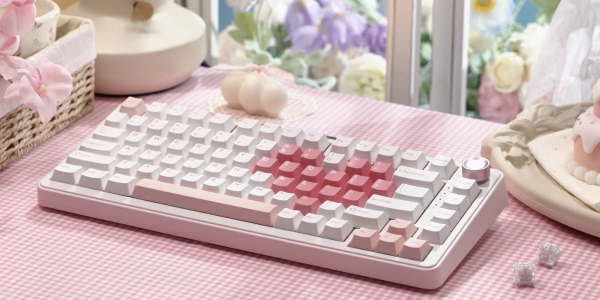 Гаджеты для рабочего стола: компактная механическая клавиатура Yunzii B75 Pro White Heart