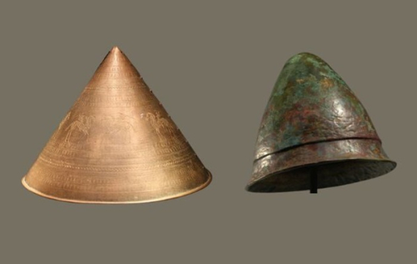 Одна із перших форм, яку надали шоломам. /Фото: listverse.com Одна из первых форм, которую придали шлемам. /Фото: listverse.com