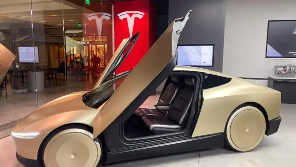 Перші служби реагування можуть мати проблеми з виштовхуванням Tesla Cybercab і ручним керуванням передніми колесами