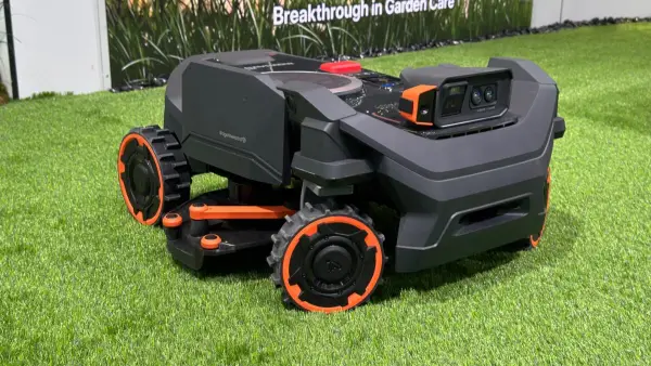 Robo-косарка Segway Navimow отримала функцію обробки країв